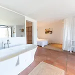 Cortijo La Almazara Hotel