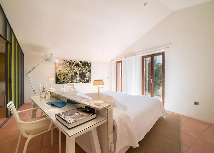 Hotell Cortijo La Almazara Ronda