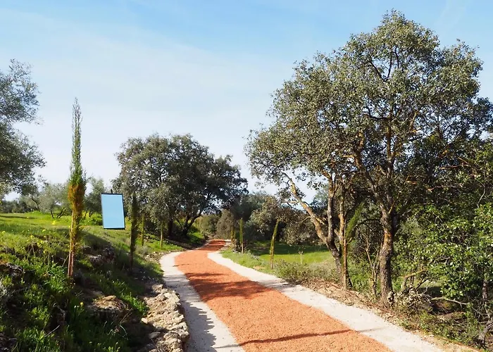 Cortijo La Almazara 호텔 론다