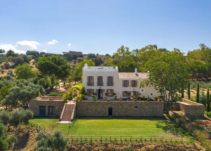 Cortijo La Almazara 3*