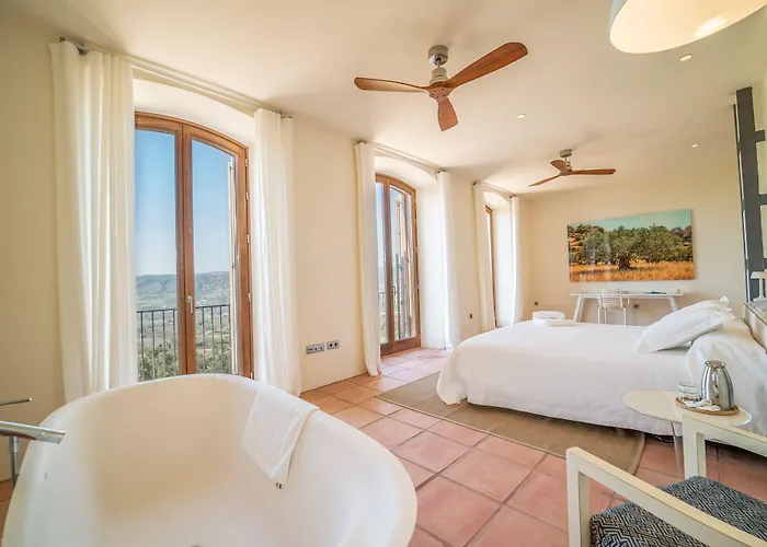 Cortijo La Almazara ホテル 3*