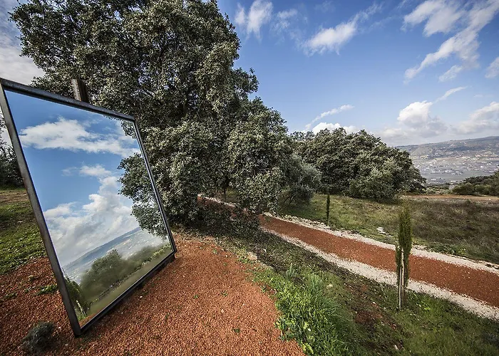 Cortijo La Almazara 3* ロンダ