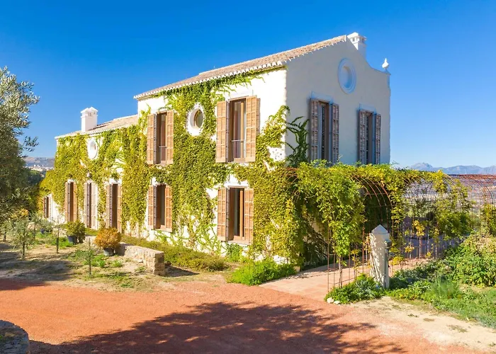 Cortijo La Almazara ホテル 3*